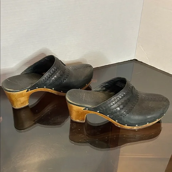 UGG Black Leather Woven Clogs - Picture 7 of 7